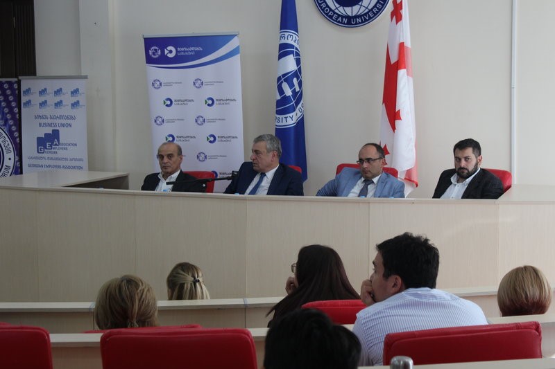 The representatives of the Ministry of Finance discussed the planned changes in the VAT law with the business sector